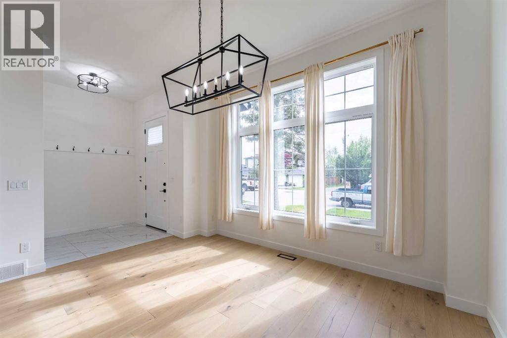 3925 74 Street Nw Property Photo 4