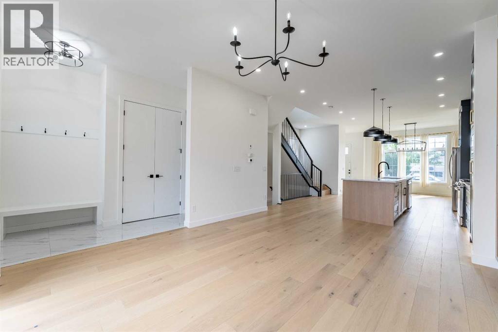 3925 74 Street Nw Property Photo 11