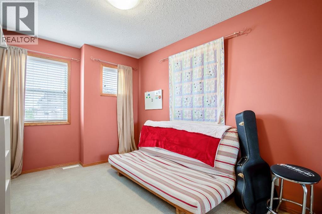 209 Strathcona Circle Property Photo 15