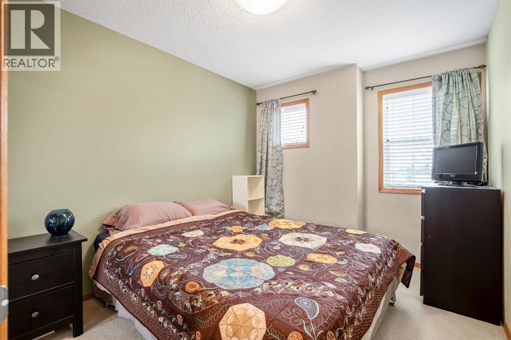 209 Strathcona Circle Property Photo 18