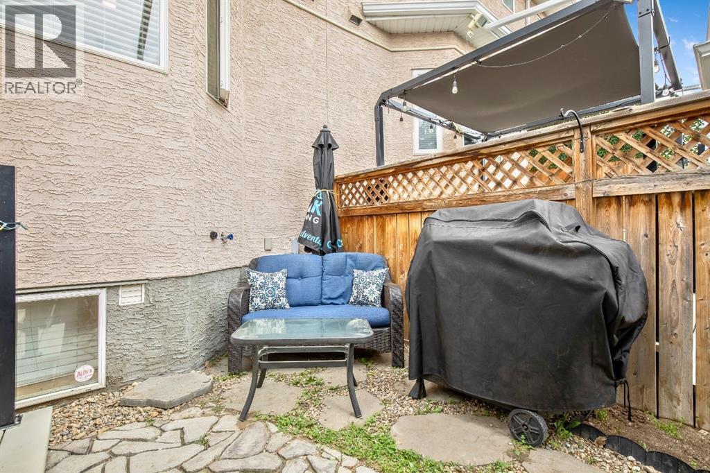 209 Strathcona Circle Property Photo 27
