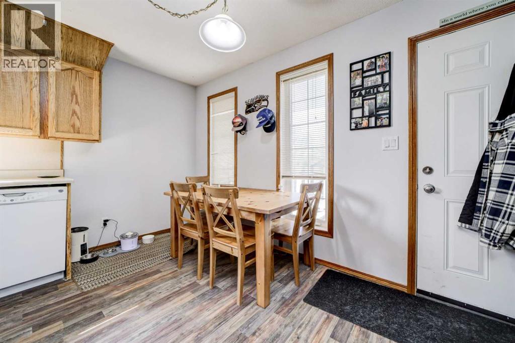 93 4 Avenue Property Photo 9
