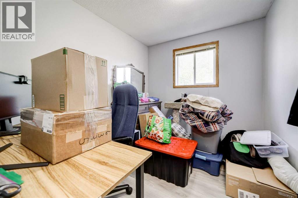 93 4 Avenue Property Photo 16
