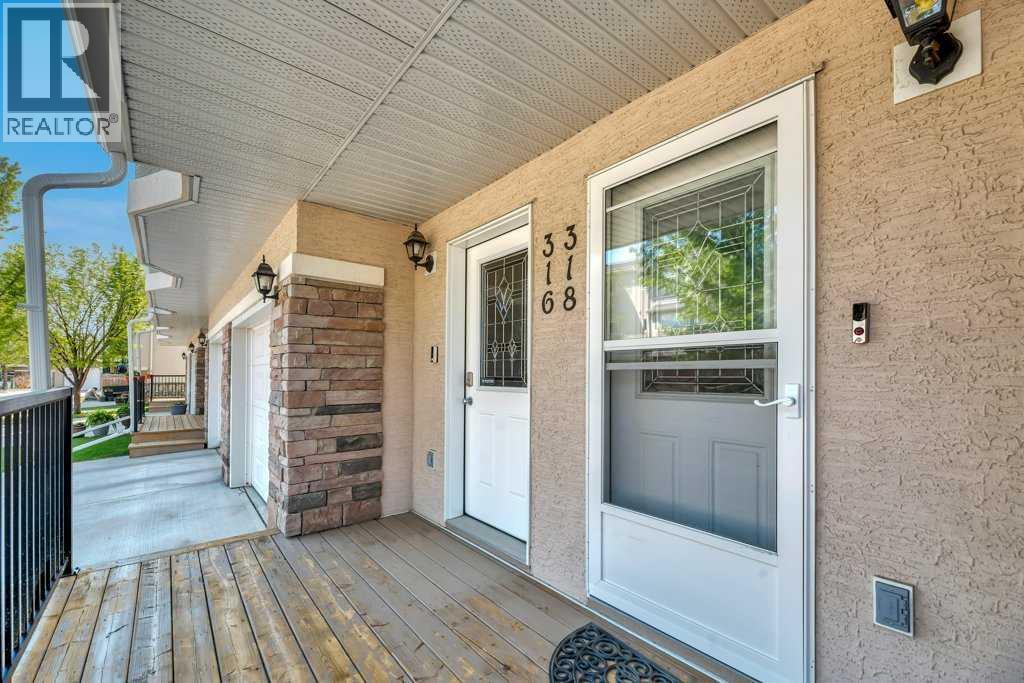 318 Strathcona Circle Property Photo 4