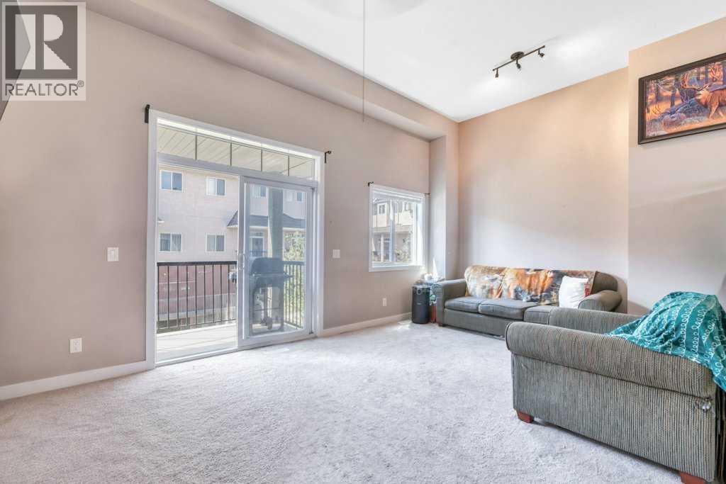 318 Strathcona Circle Property Photo 10