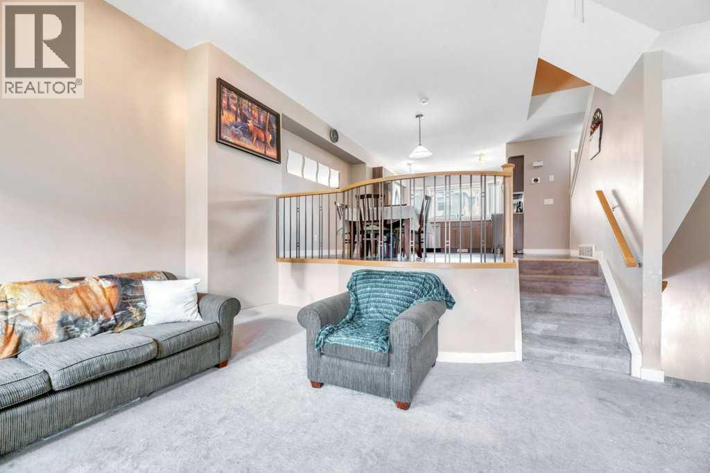 318 Strathcona Circle Property Photo 11