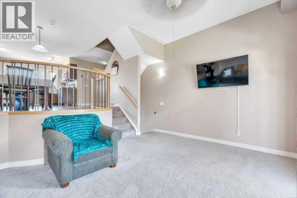 318 Strathcona Circle Property Photo 12