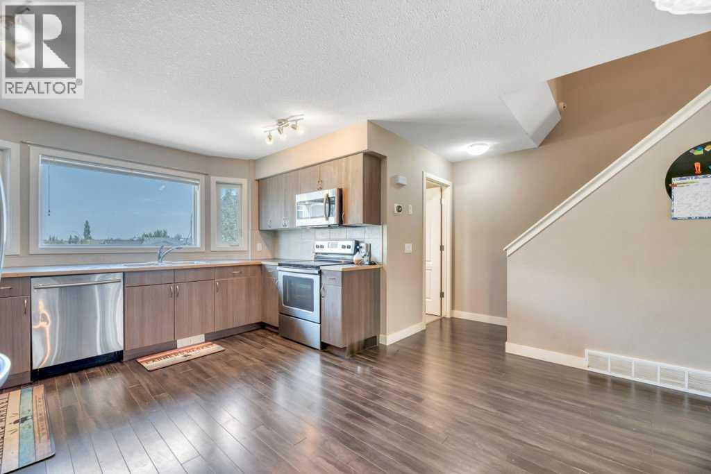 318 Strathcona Circle Property Photo 16