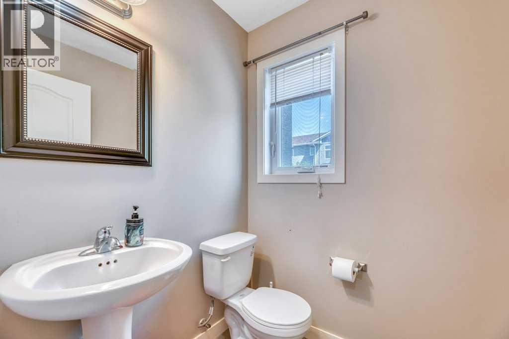 318 Strathcona Circle Property Photo 18