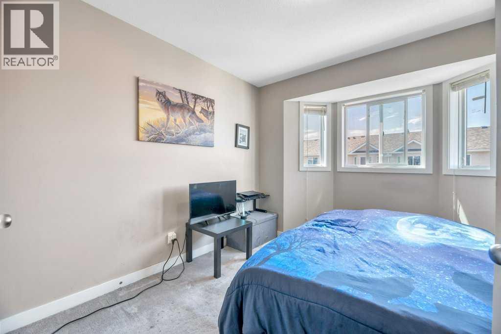 318 Strathcona Circle Property Photo 21