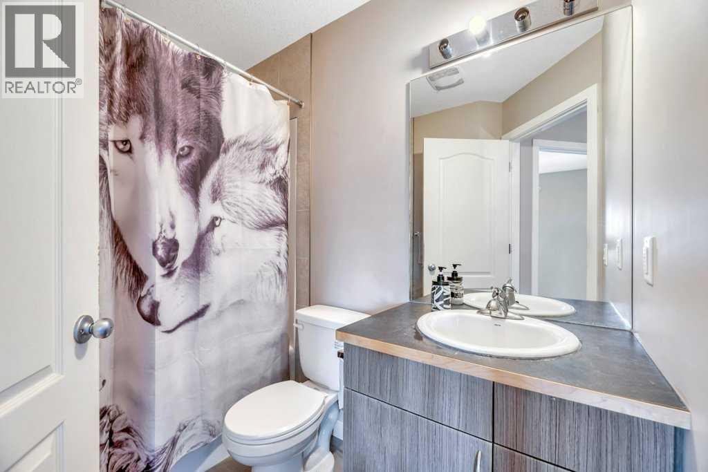 318 Strathcona Circle Property Photo 22