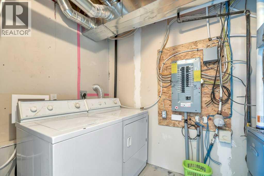 318 Strathcona Circle Property Photo 28