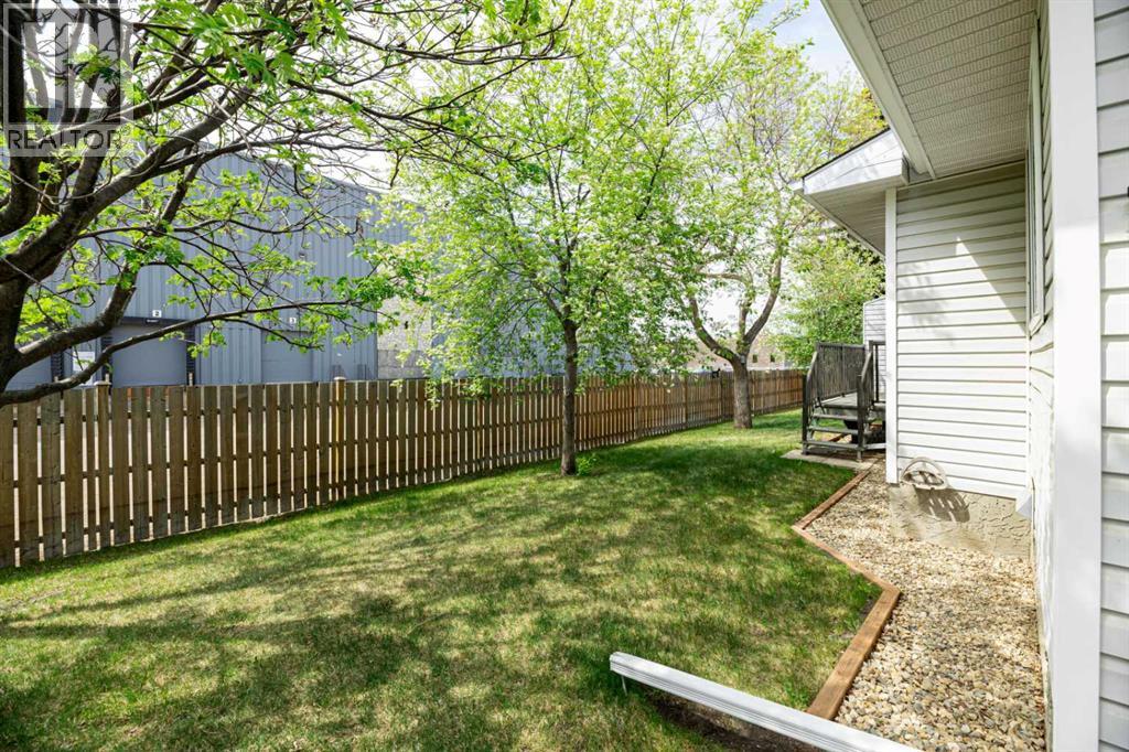 2816 Botterill Crescent Property Photo 3