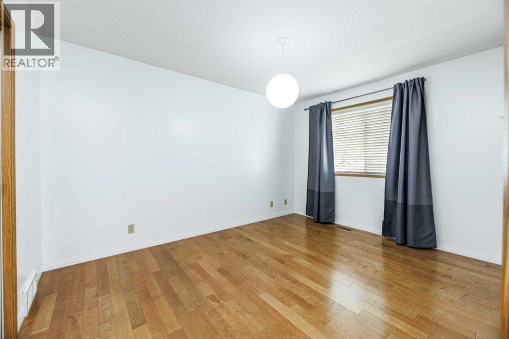 2816 Botterill Crescent Property Photo 12
