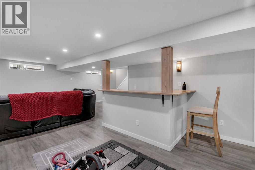 249 Acadia Drive Se Property Photo 25