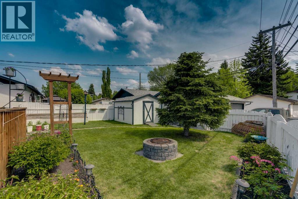 249 Acadia Drive Se Property Photo 31