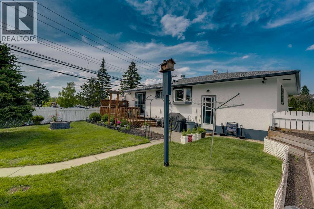 249 Acadia Drive Se Property Photo 33