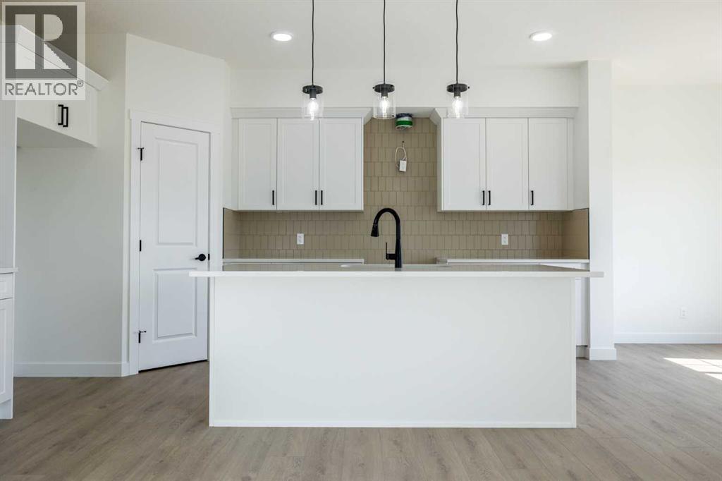 145 Sora Gardens Se Property Photo 6