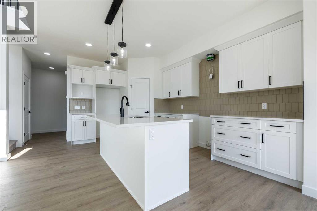 145 Sora Gardens Se Property Photo 7