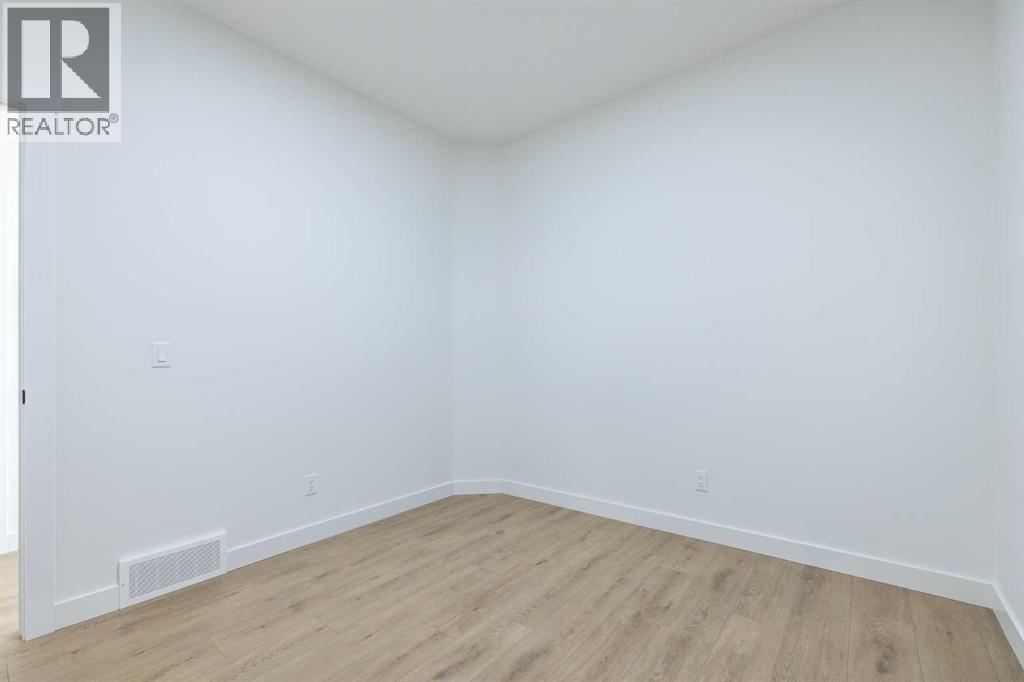 145 Sora Gardens Se Property Photo 21