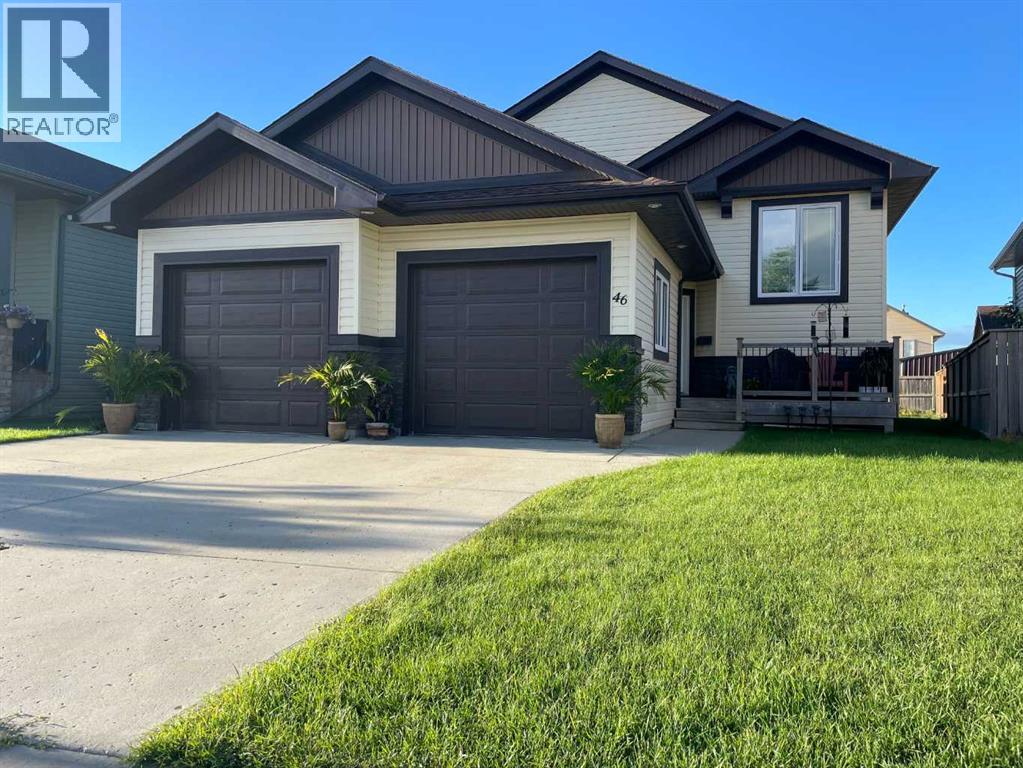 46 Mackenzie Crescent Property Photo 1