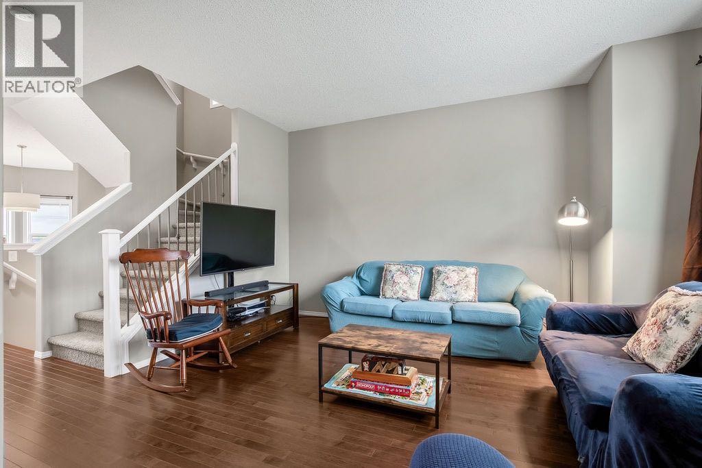 162 Cranford Park Se Property Photo 4
