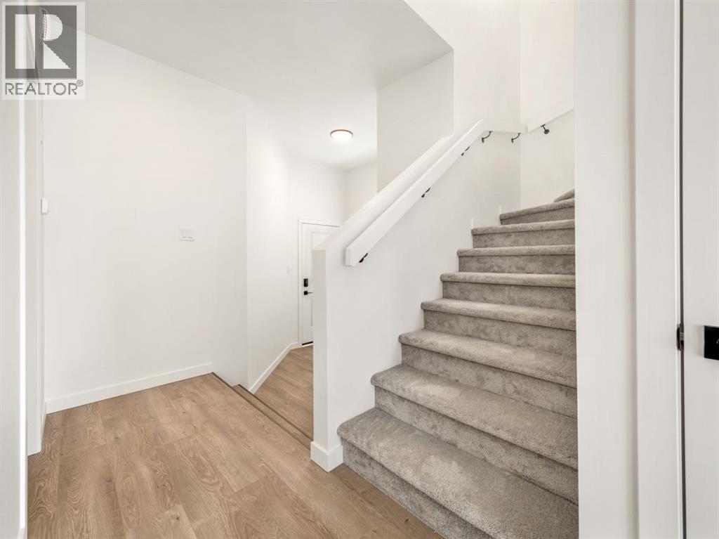 2504 43 Street S Property Photo 6