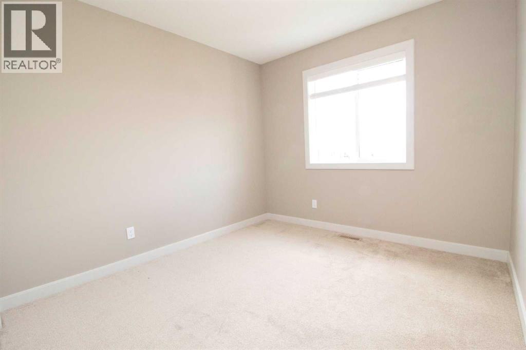 3 Sunrise Heights Property Photo 22