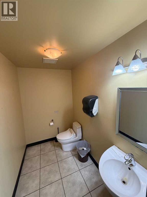 6782 50 Avenue Property Photo 7