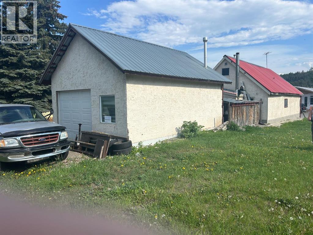 7917 17 Avenue Property Photo 6