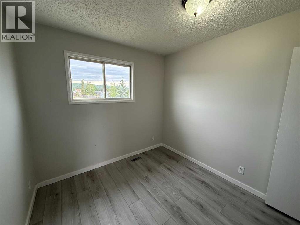 150 Sutherland Avenue Property Photo 11