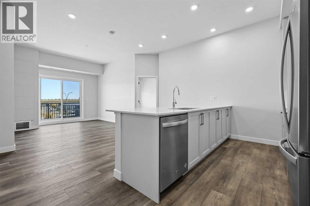 255 Les Jardins Park Southeast Property Photo 4