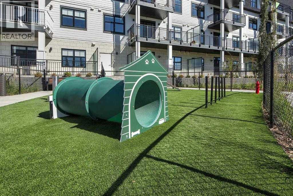 255 Les Jardins Park Southeast Property Photo 27
