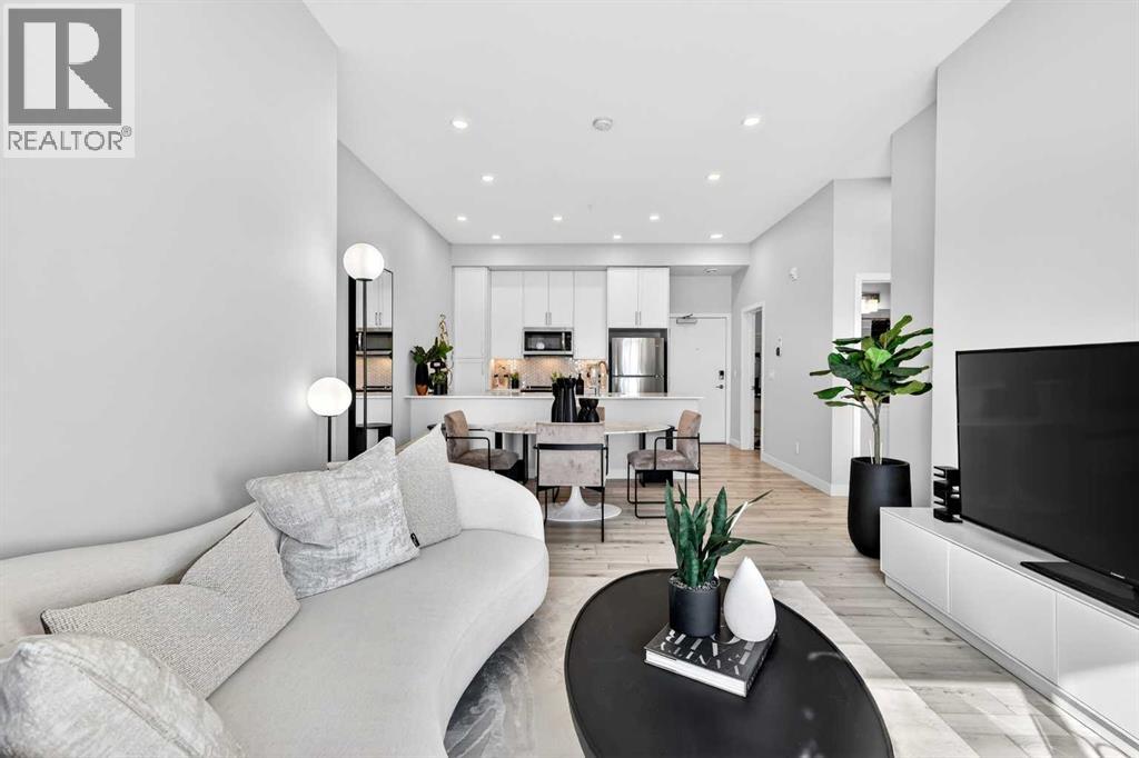 255 Les Jardins Park Southeast Property Photo 3