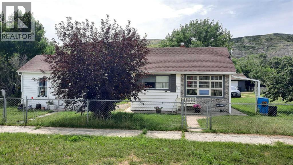 261 1 Avenue Property Photo 1