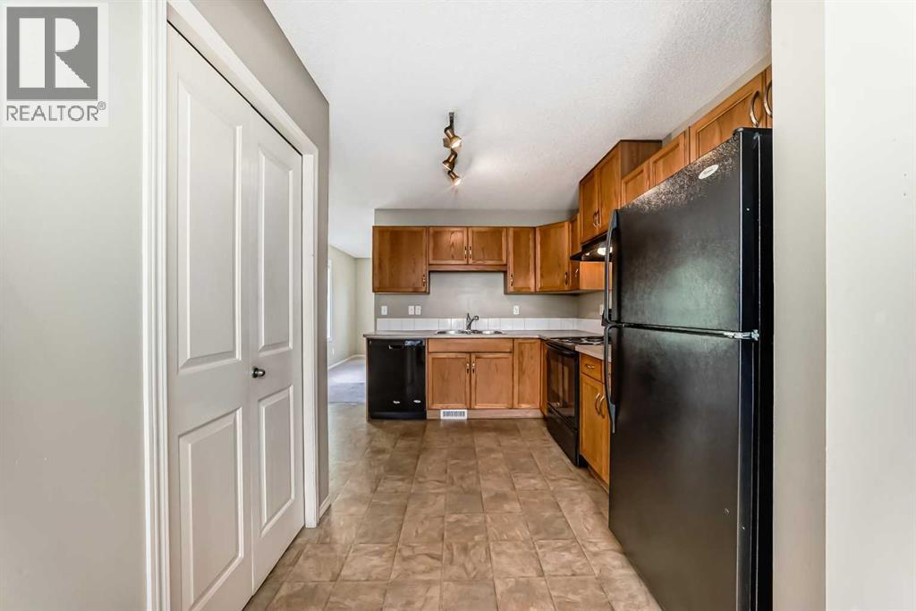 501 Saddlecrest Boulevard Ne Property Photo 6