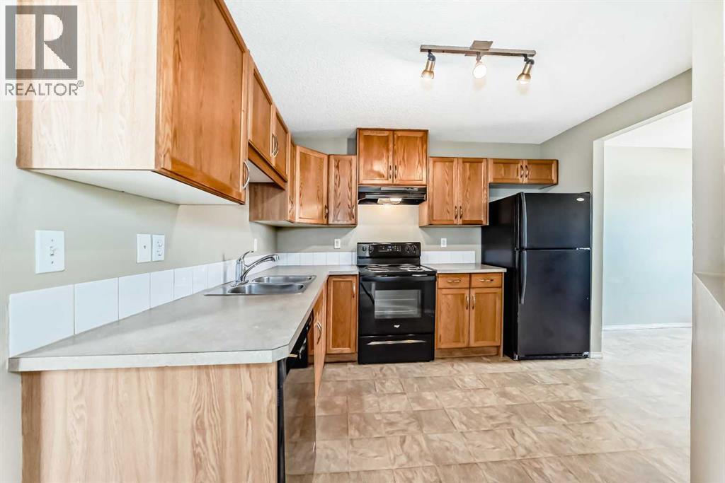 501 Saddlecrest Boulevard Ne Property Photo 10
