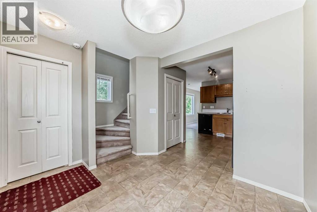 501 Saddlecrest Boulevard Ne Property Photo 12