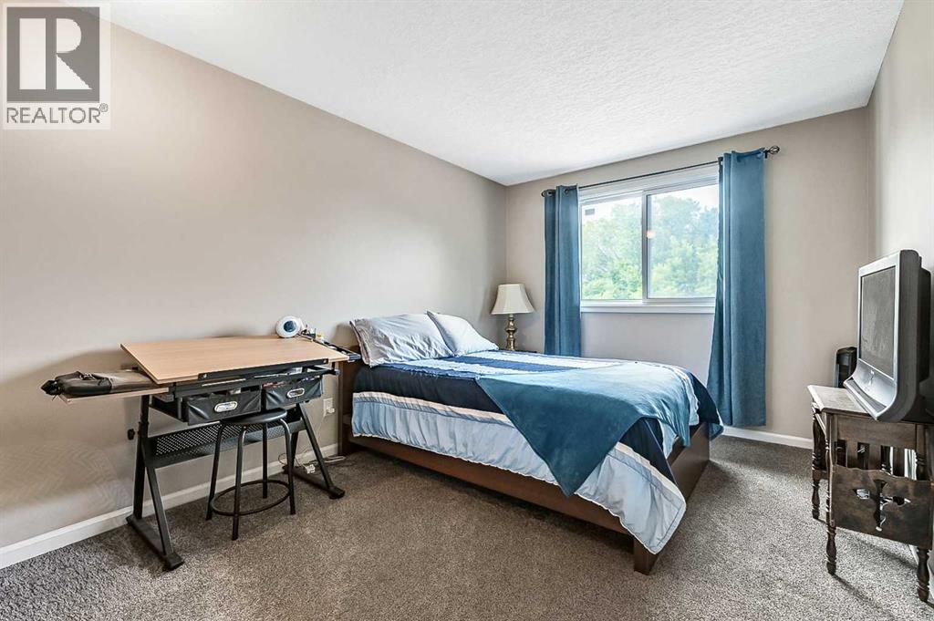 36 Millside Way Sw Property Photo 26