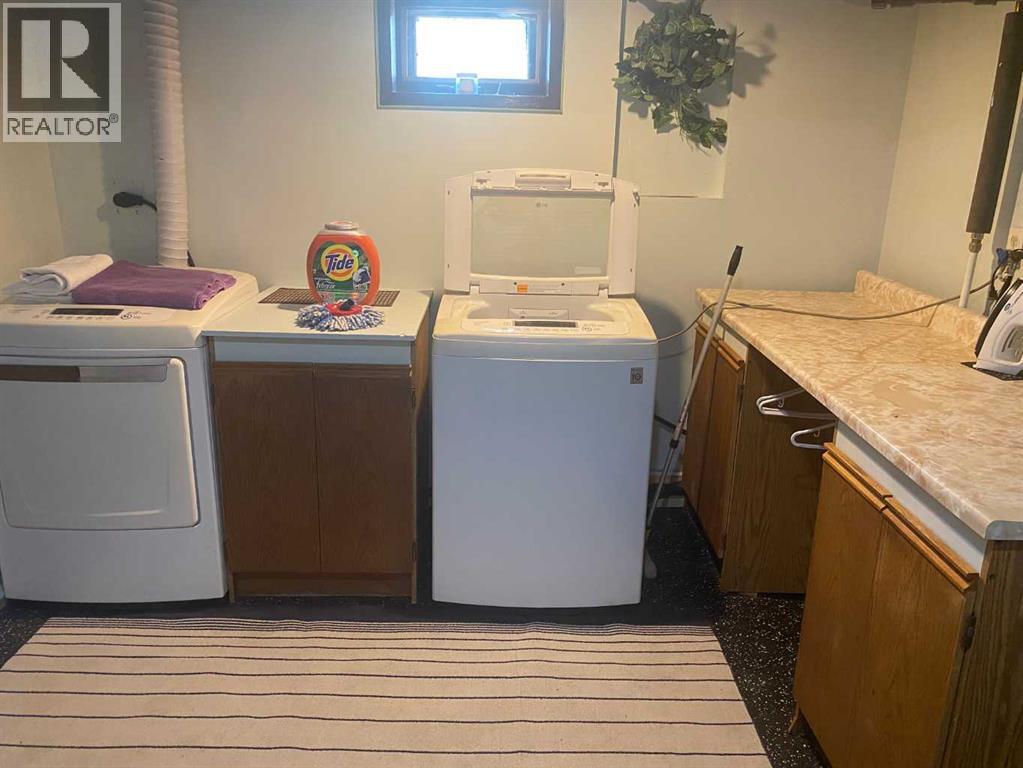 4910 51 Street Property Photo 13
