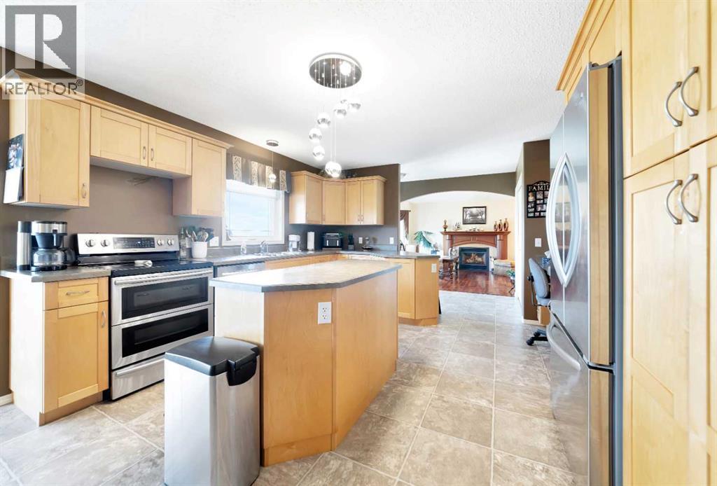 317 6 Avenue Property Photo 6