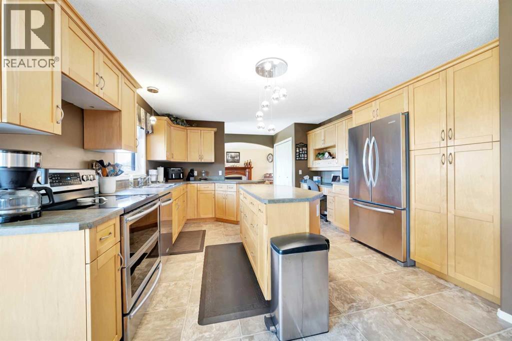 317 6 Avenue Property Photo 7