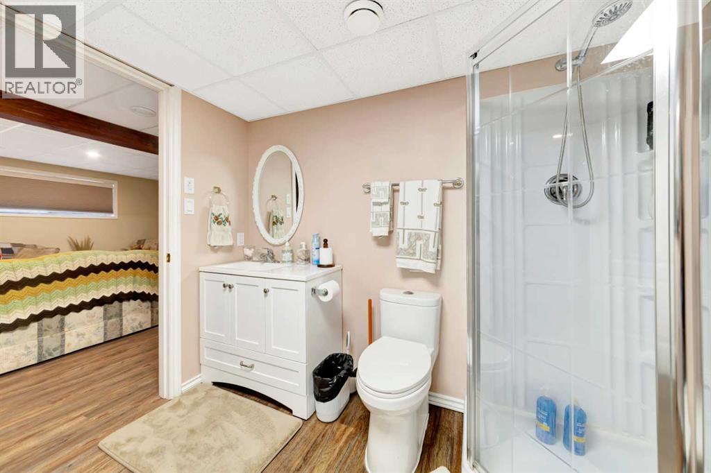 317 6 Avenue Property Photo 24