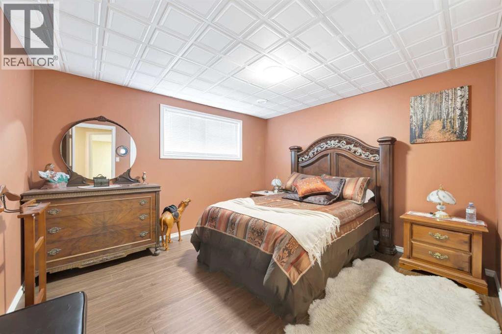 317 6 Avenue Property Photo 28