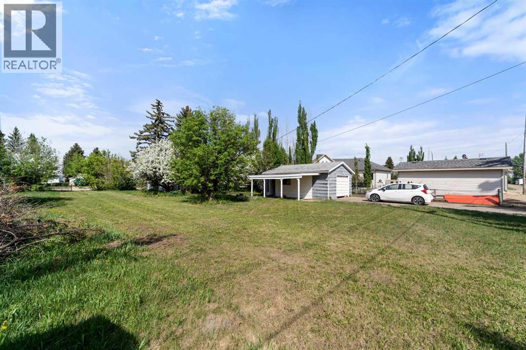 4911 54 Avenue Property Photo 21