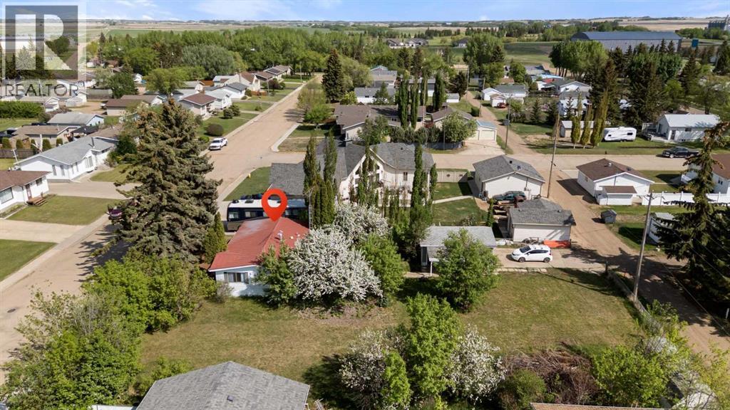 4911 54 Avenue Property Photo 24