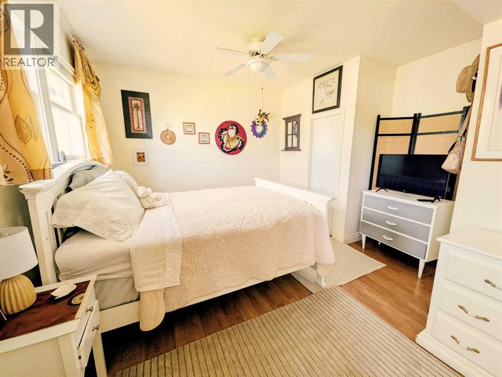 4814 52 Street Property Photo 18