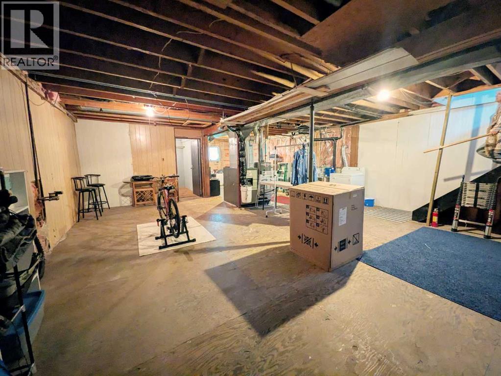4814 52 Street Property Photo 25