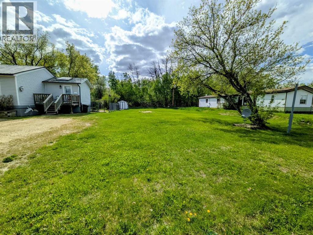 4814 52 Street Property Photo 39