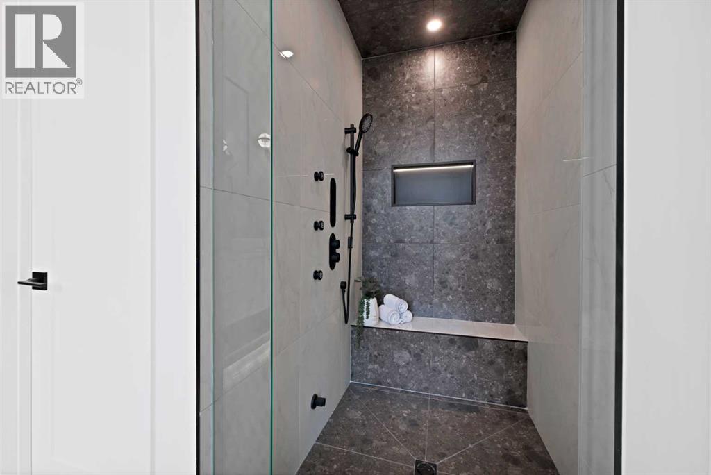 2221 Halifax Crescent Nw Property Photo 29
